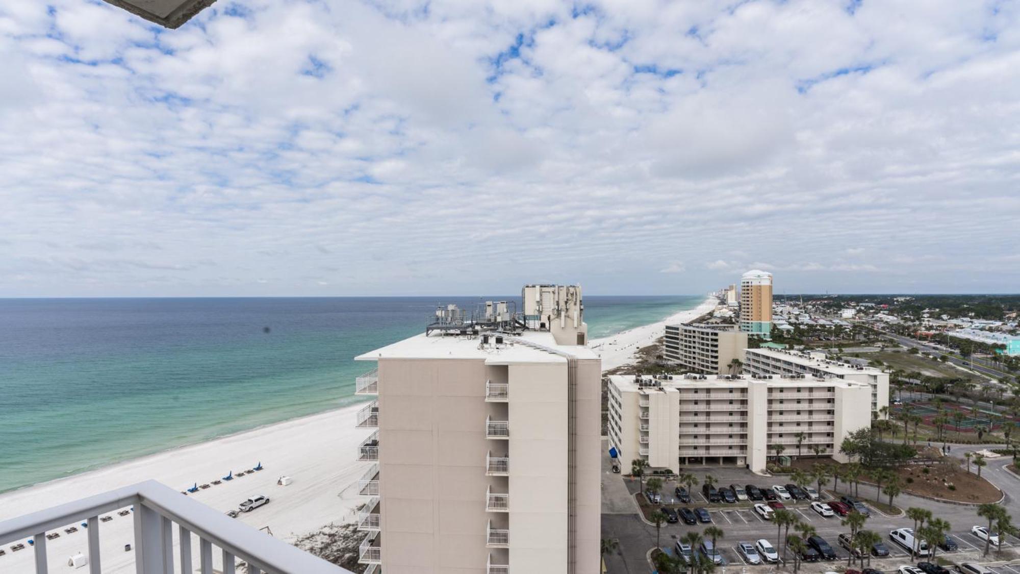 New Rental - 3Br 3Ba Corner Beachfront - 2024 Remodel - 3 Pools, Tiki Hut, Gym, Tennis Panama City Beach Esterno foto