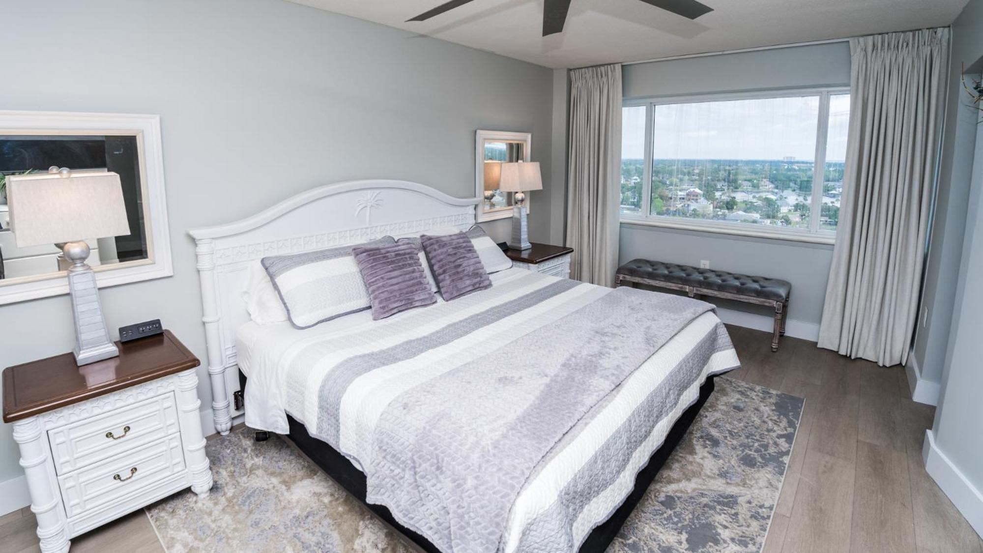 New Rental - 3Br 3Ba Corner Beachfront - 2024 Remodel - 3 Pools, Tiki Hut, Gym, Tennis Panama City Beach Esterno foto