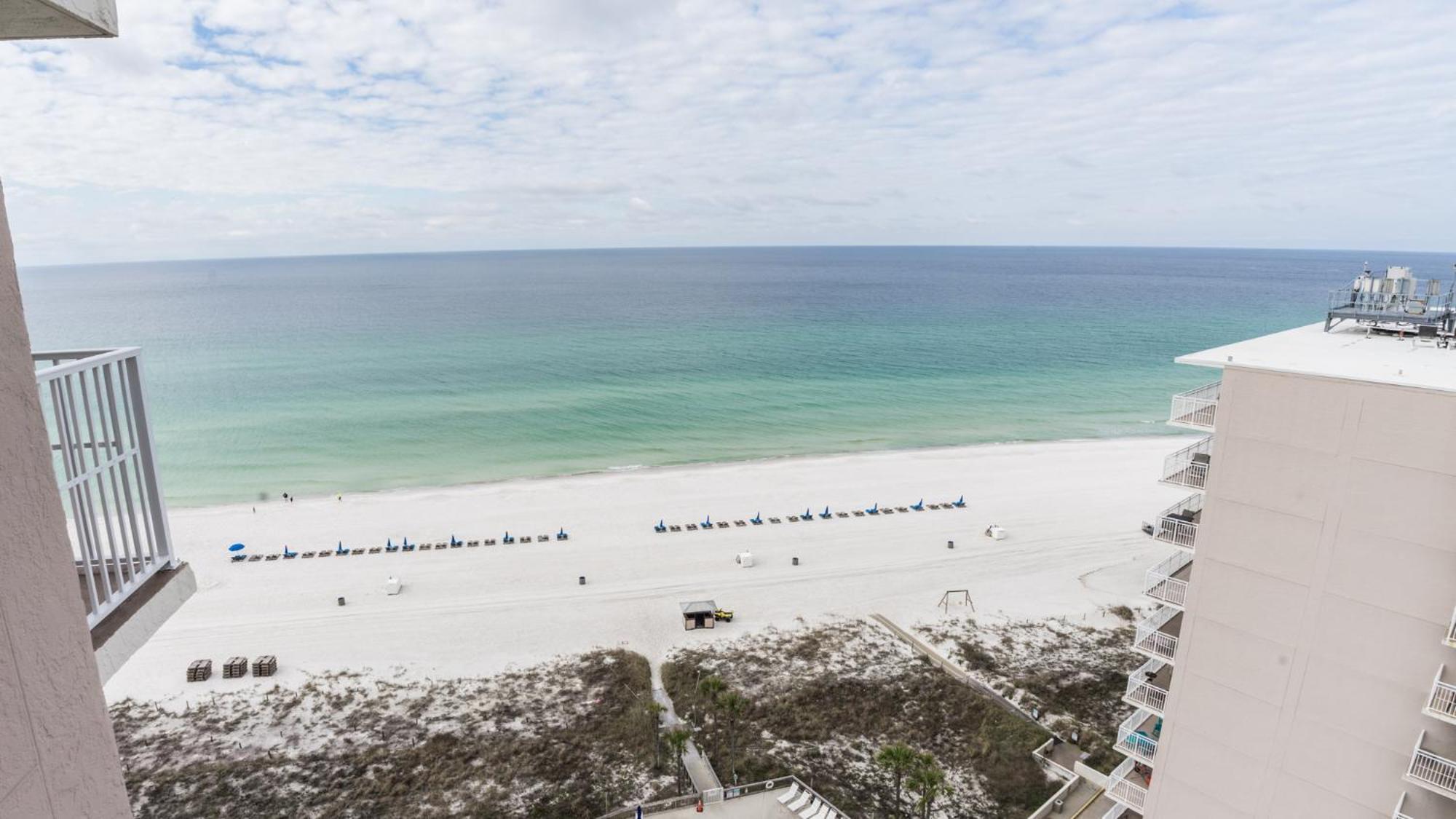 New Rental - 3Br 3Ba Corner Beachfront - 2024 Remodel - 3 Pools, Tiki Hut, Gym, Tennis Panama City Beach Esterno foto