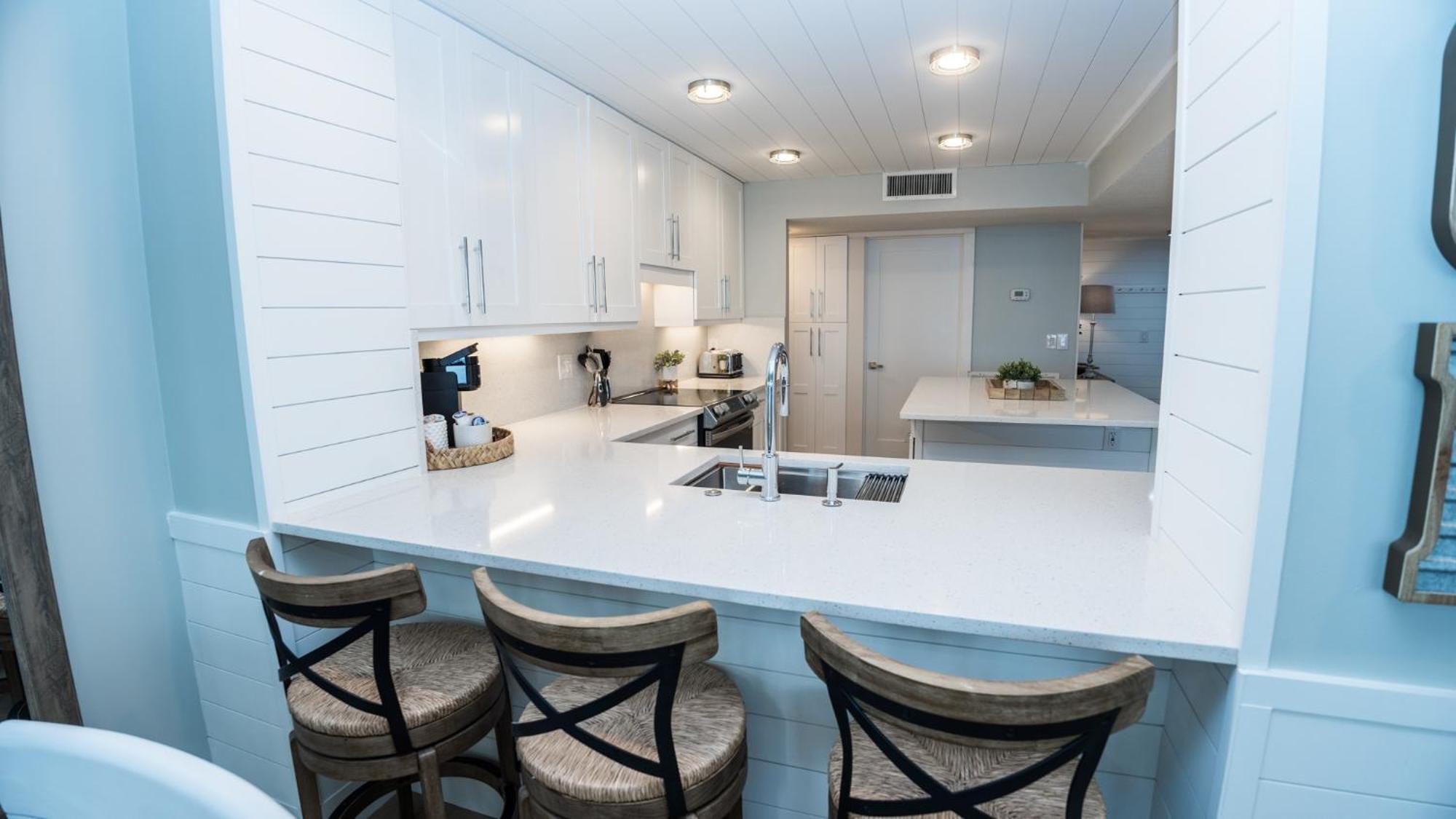 New Rental - 3Br 3Ba Corner Beachfront - 2024 Remodel - 3 Pools, Tiki Hut, Gym, Tennis Panama City Beach Esterno foto